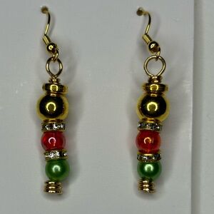 🎄New holiday earrings🎄